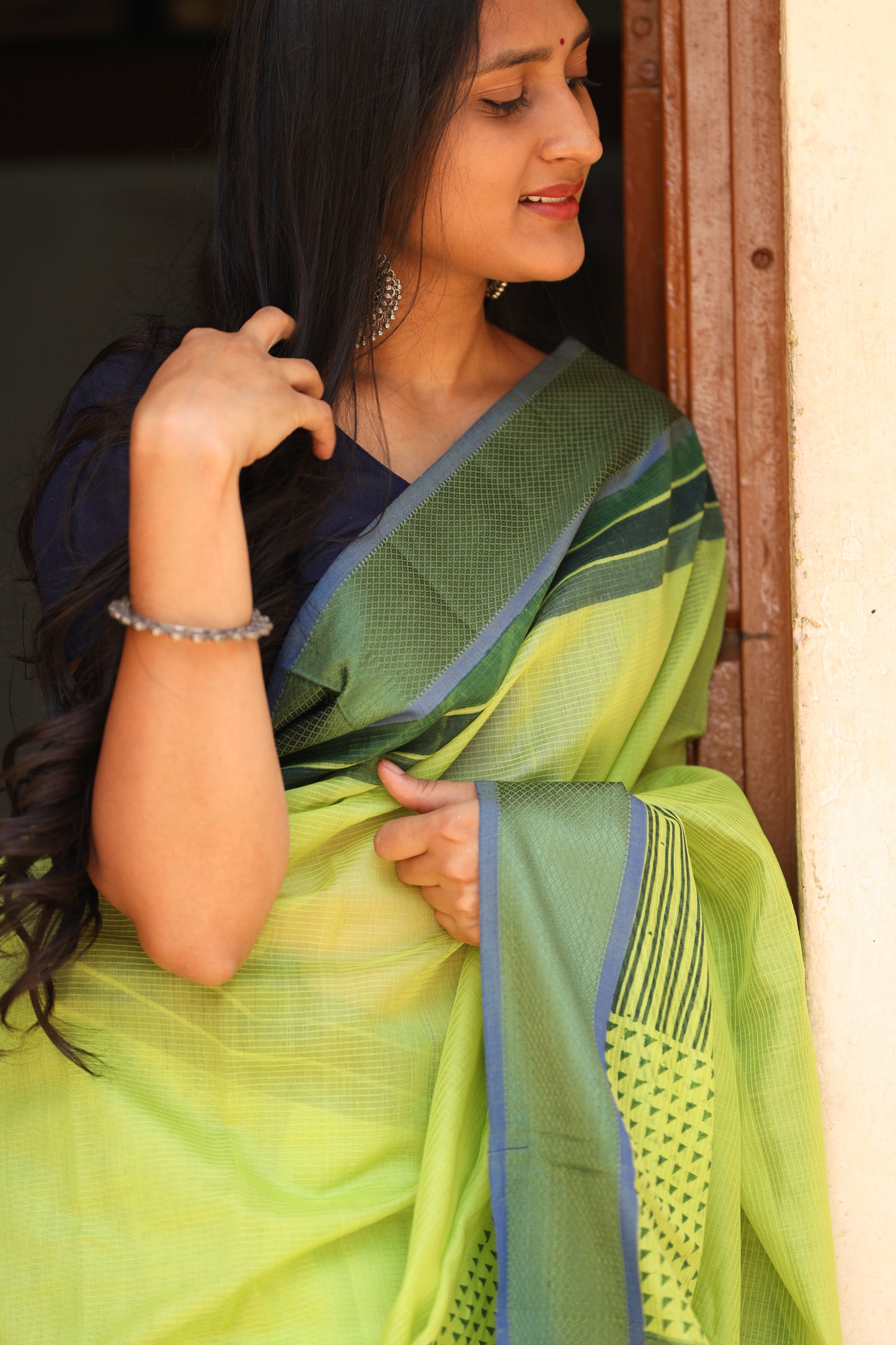 Banana Leaf Green Dots & Dashes Maheshwari Silk Cotton
