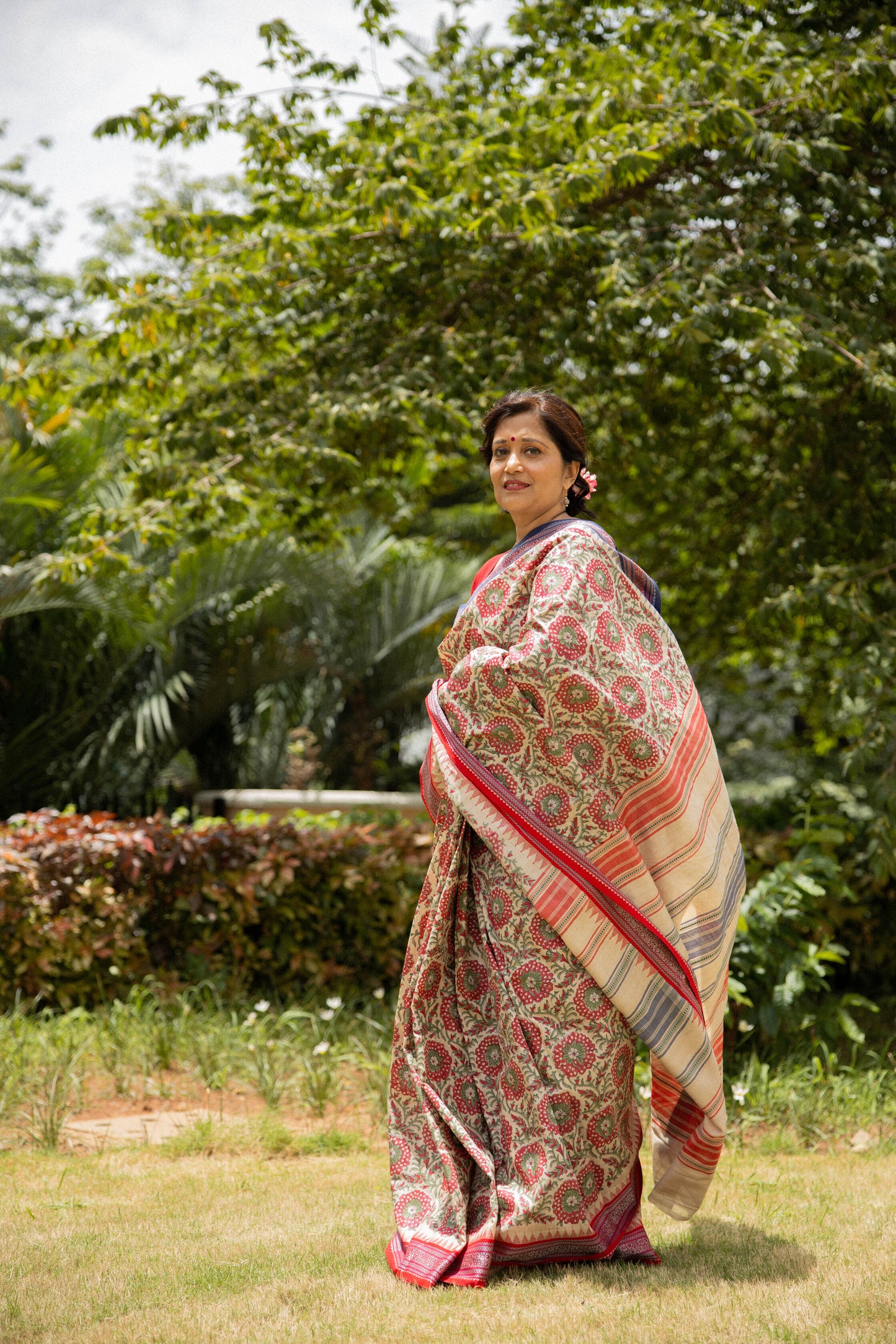 Red and Blue Large Florals Handblock Printed Handwoven Vidarbha Tussar Silk Saree