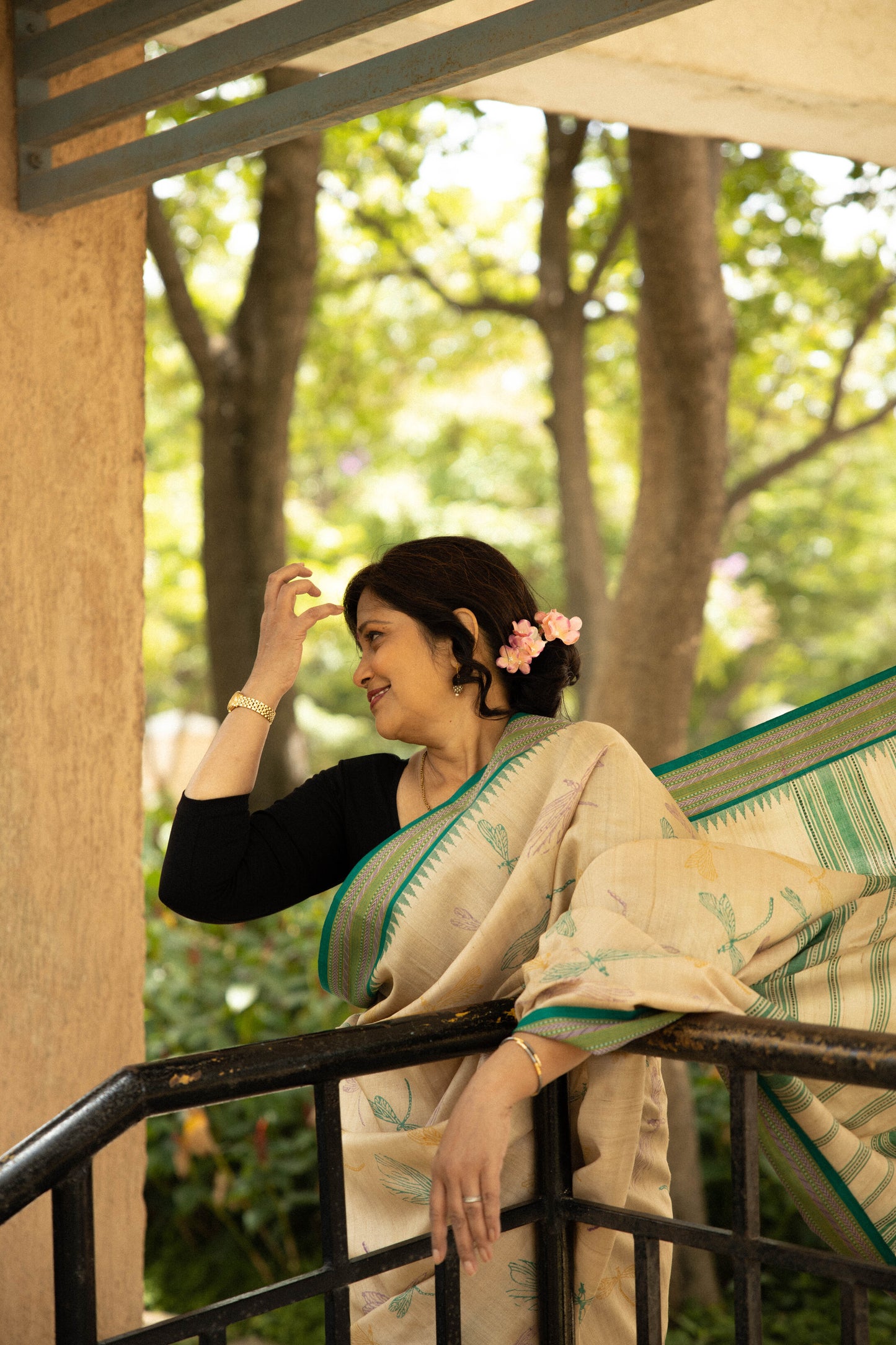 Dragonfly Dance Beige and Green Handblock Printed Handwoven Vidarbha Tussar Silk Saree