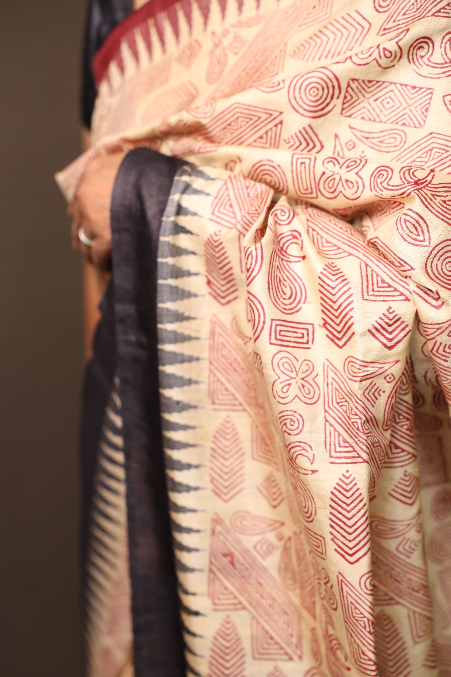 Zentangle Maroon Handblock Printed Handwoven Tussar Silk Saree