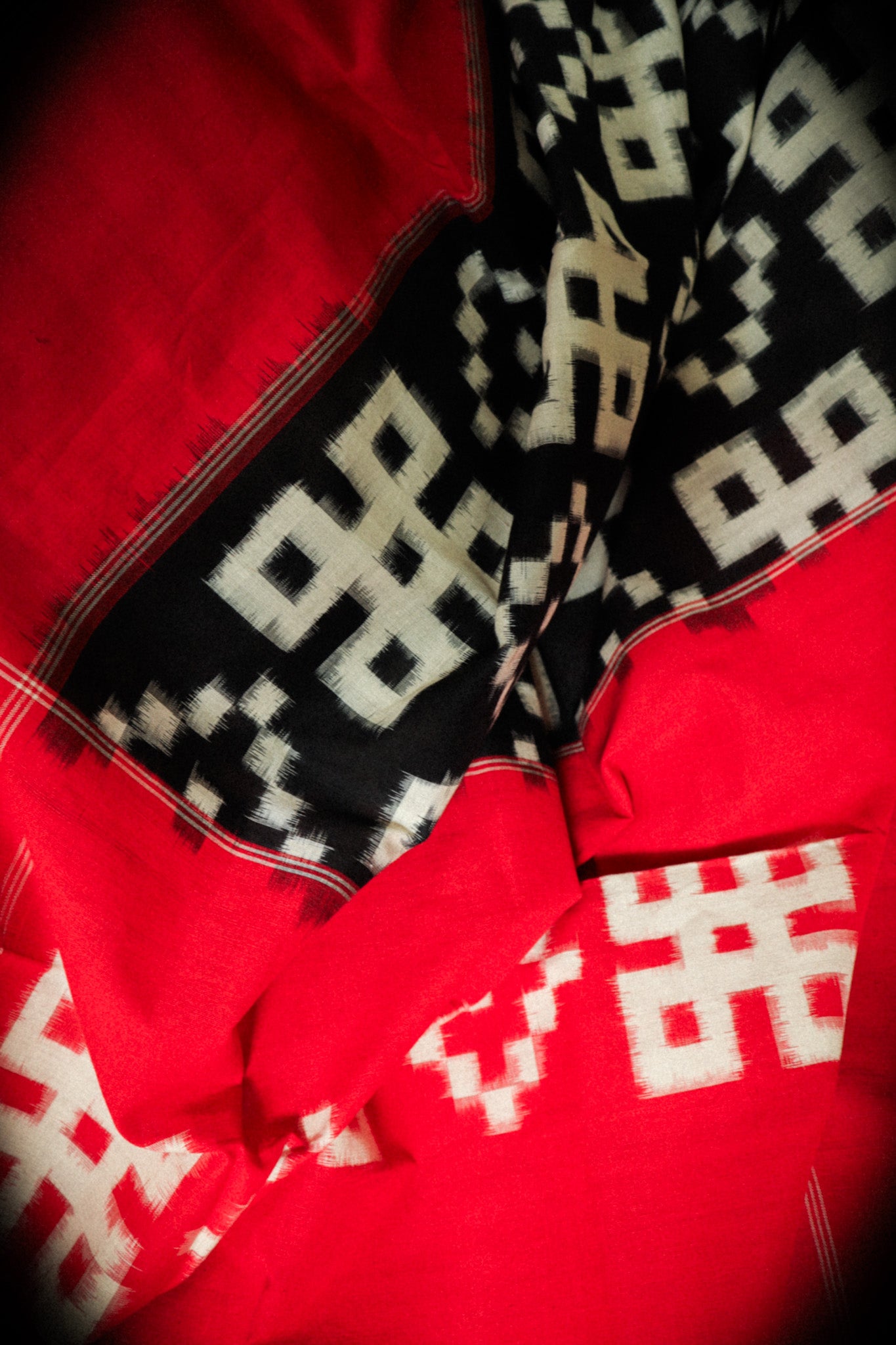 Kolam Handwoven Double Ikkat Cotton Telia Rumaal