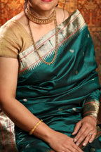 Deep Emerald Green Handwoven Pure Silk Paithani