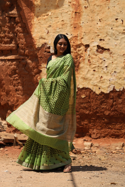 Leafy Green Triangle Motifs Maheshwari Silk Cotton