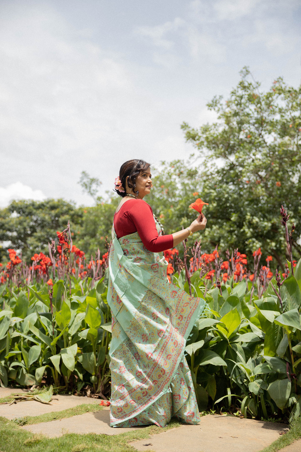 Canna Red Florals Handblock Printed Handwoven Tussar Silk Saree