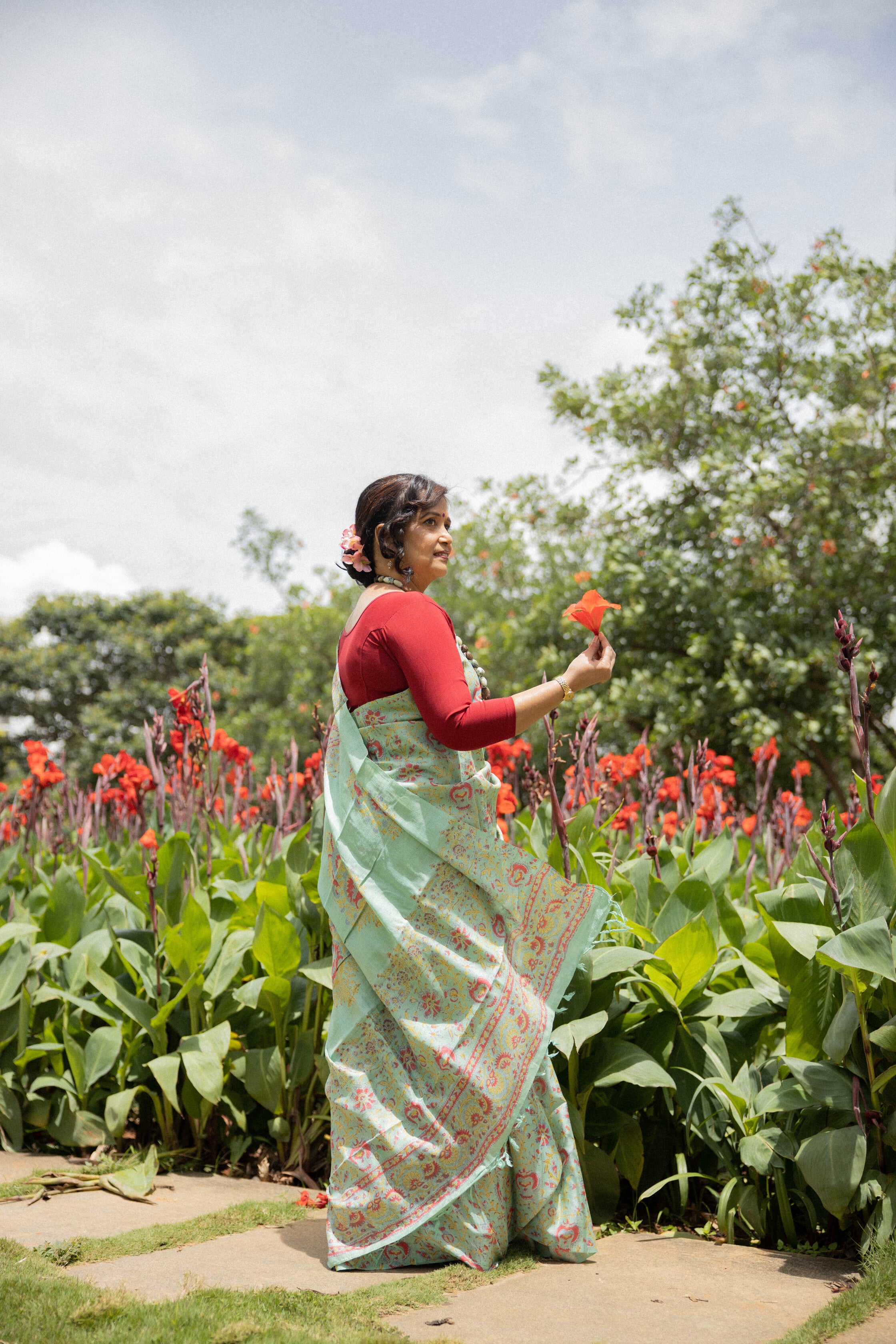 Canna Red Florals Handblock Printed Handwoven Tussar Silk Saree