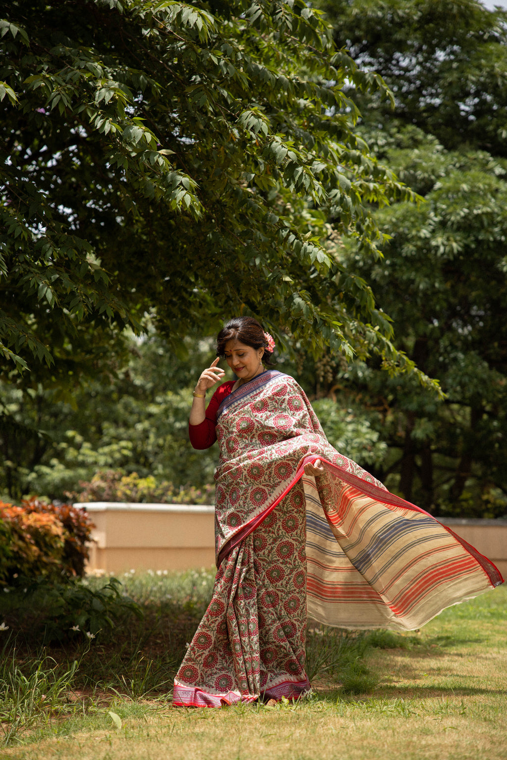 Red and Blue Large Florals Handblock Printed Handwoven Vidarbha Tussar Silk Saree