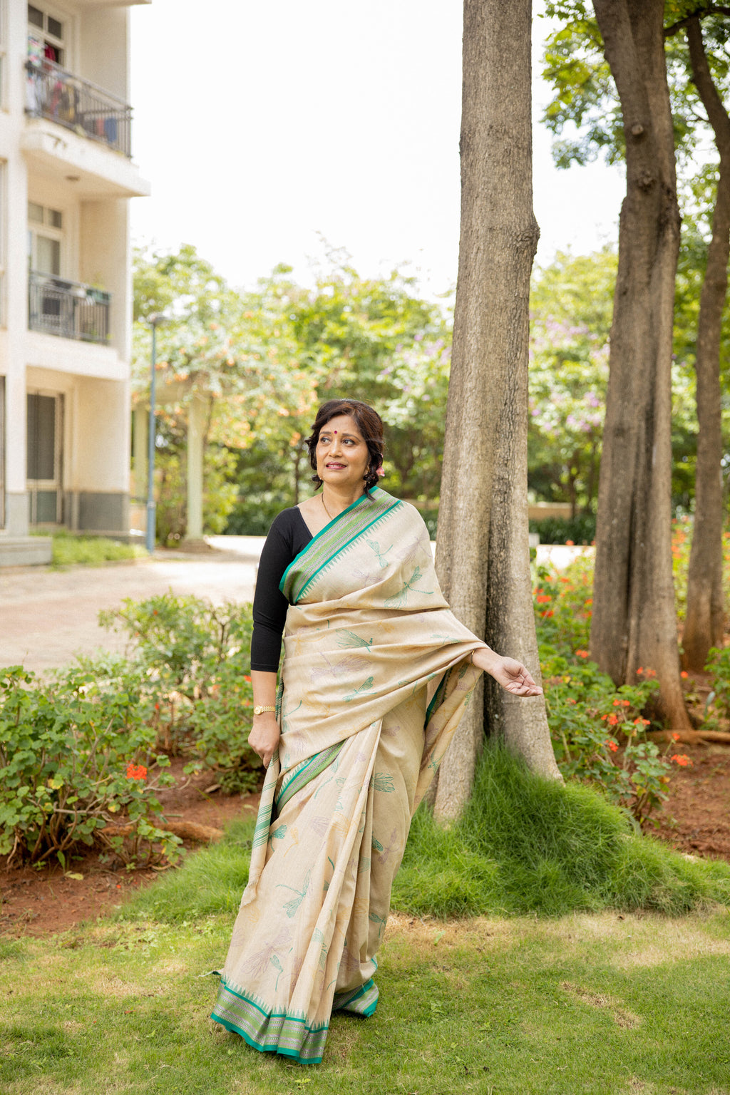 Dragonfly Dance Beige and Green Handblock Printed Handwoven Vidarbha Tussar Silk Saree