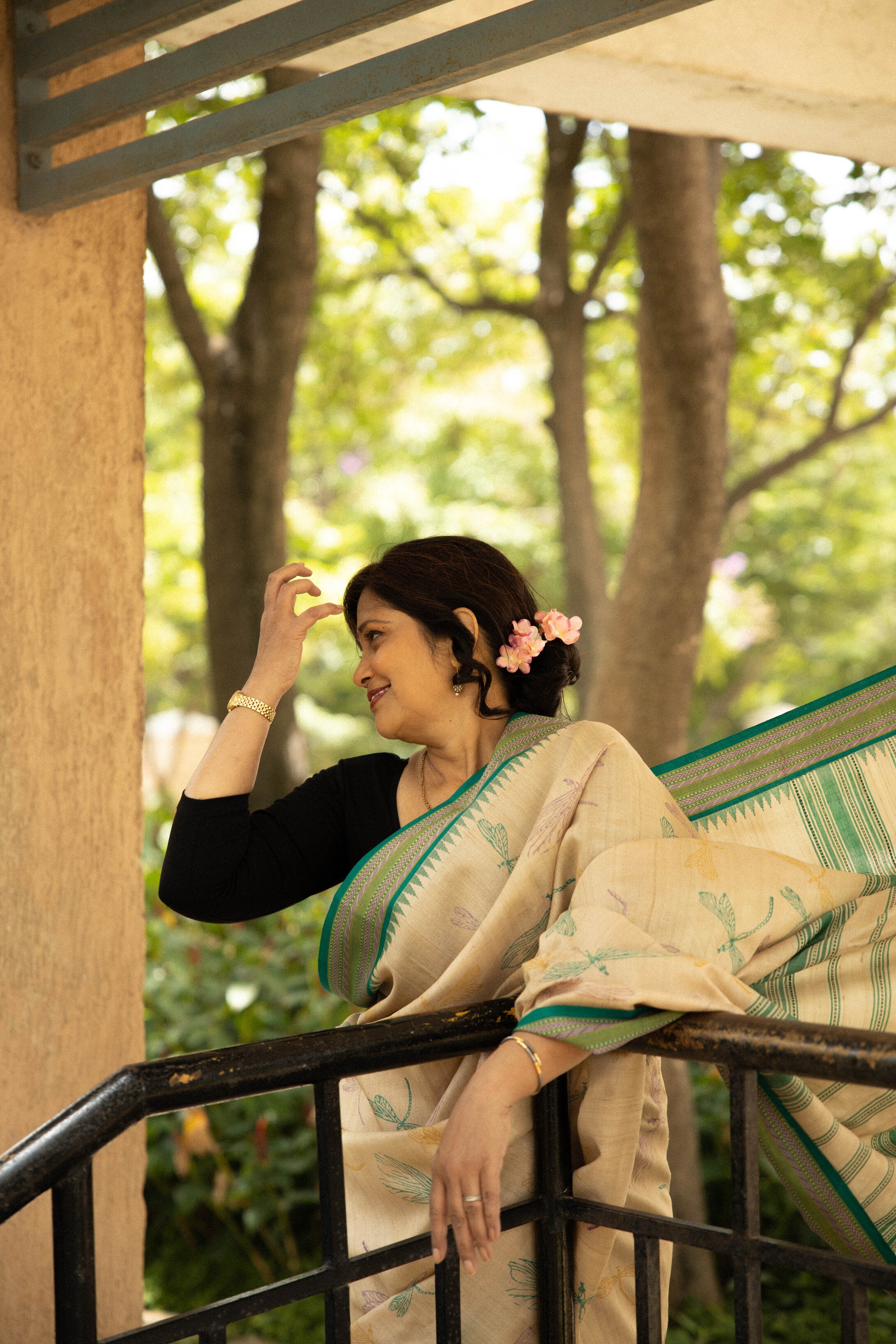 Dragonfly Dance Beige and Green Handblock Printed Handwoven Vidarbha Tussar Silk Saree