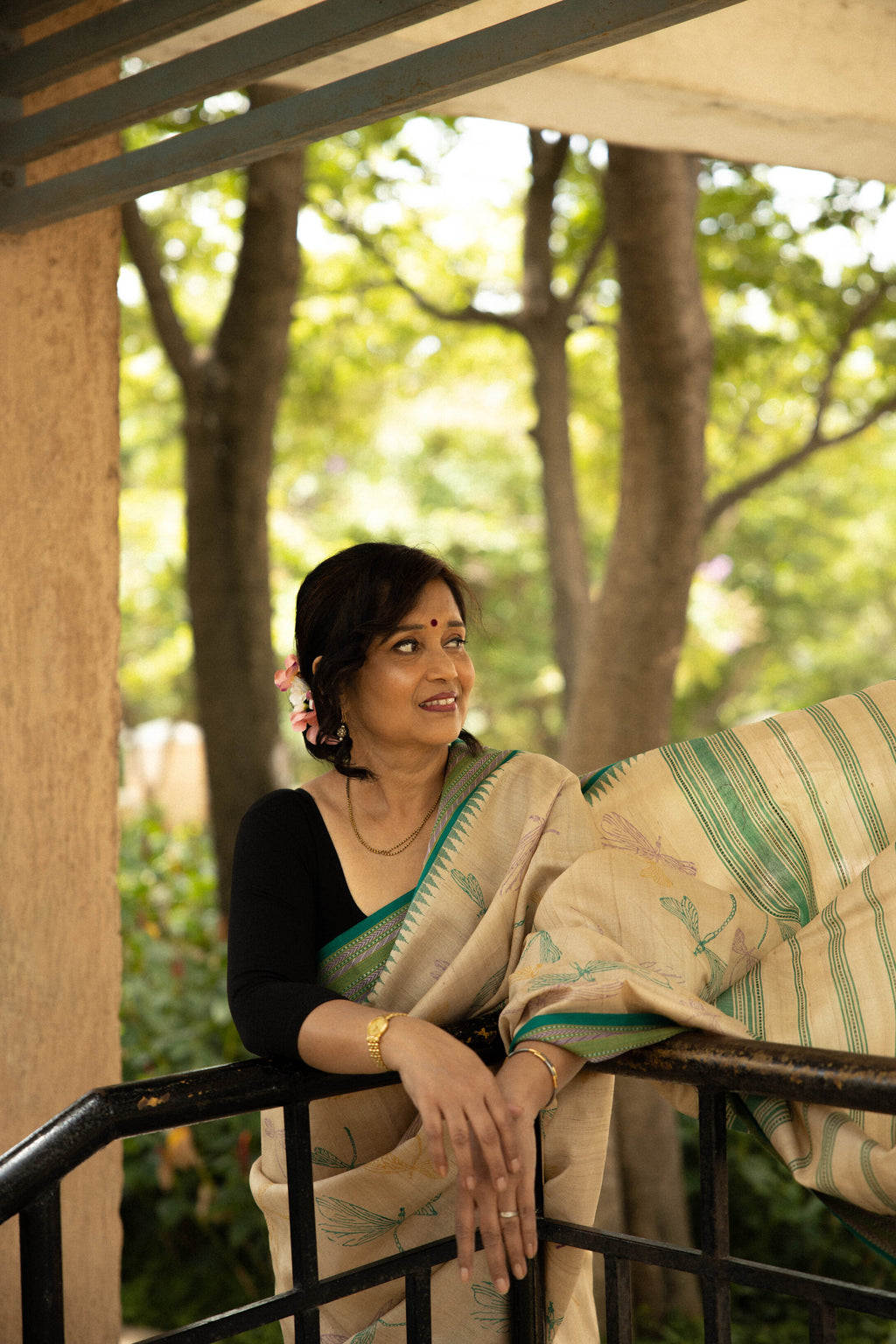 Dragonfly Dance Beige and Green Handblock Printed Handwoven Vidarbha Tussar Silk Saree