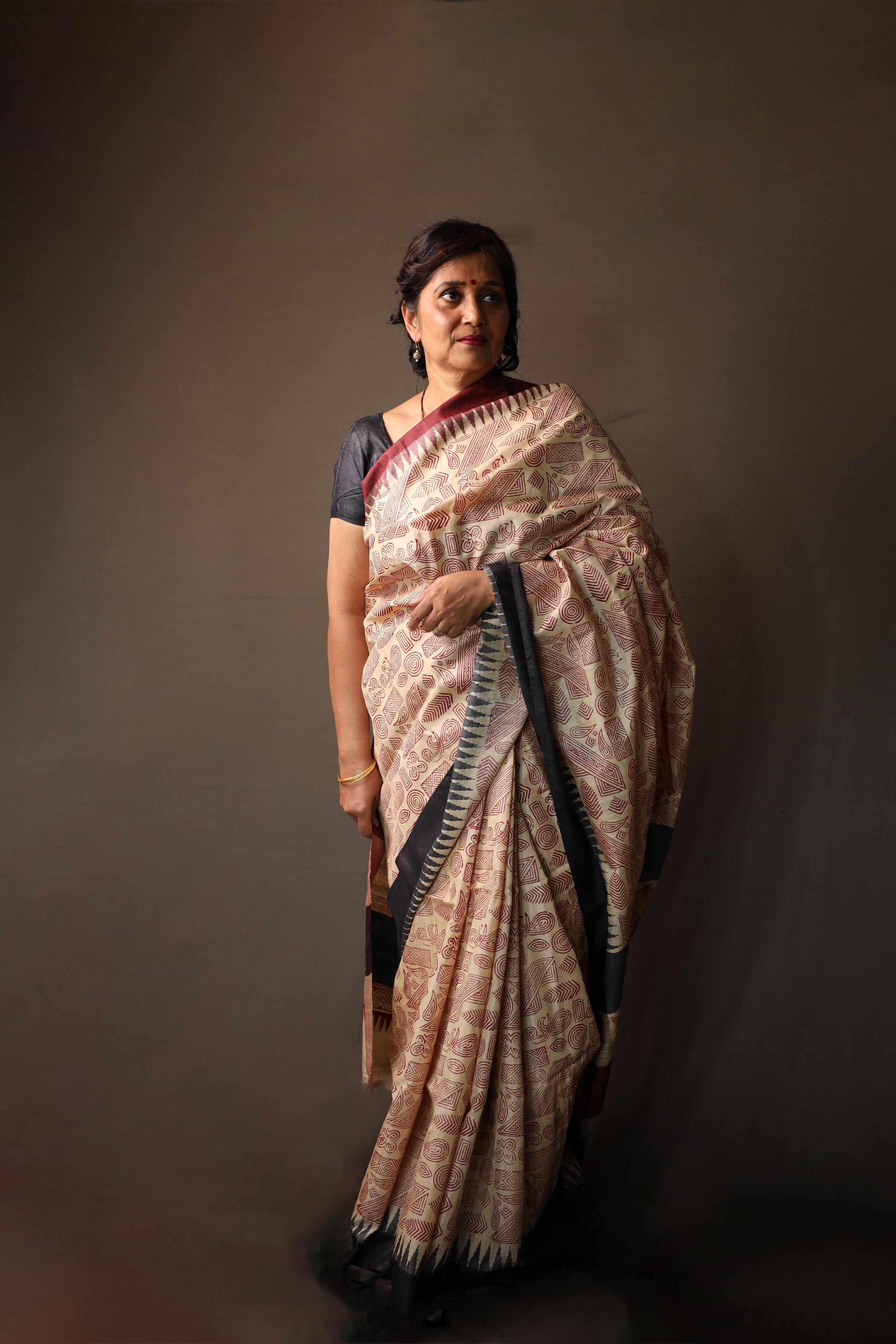 Zentangle Maroon Handblock Printed Handwoven Tussar Silk Saree