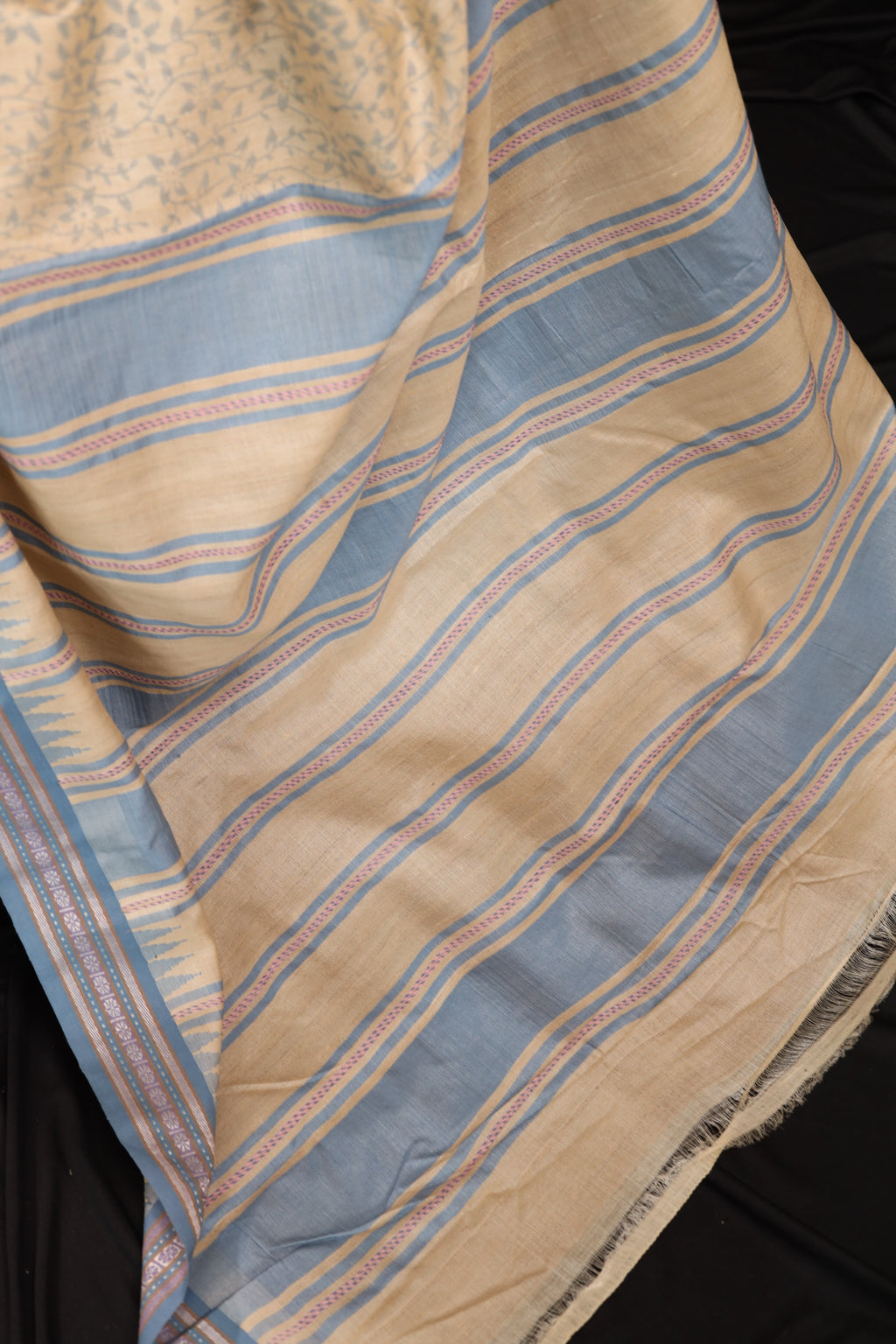 Pale Blue Flowers Handblock Printed Handwoven Vidarbha Tussar Silk Saree