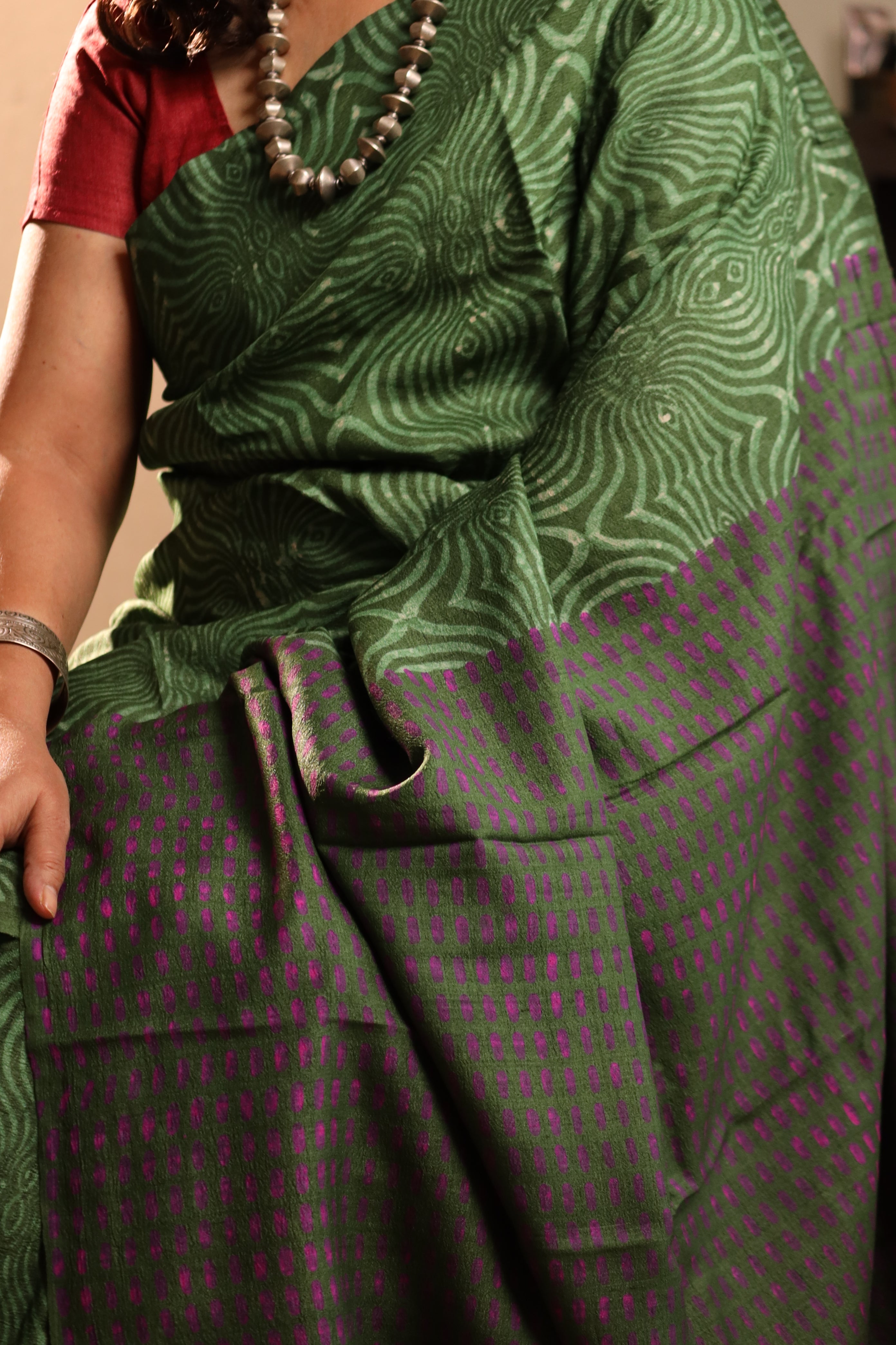 Groovy Green Handblock Printed Handwoven Tussar Silk Saree