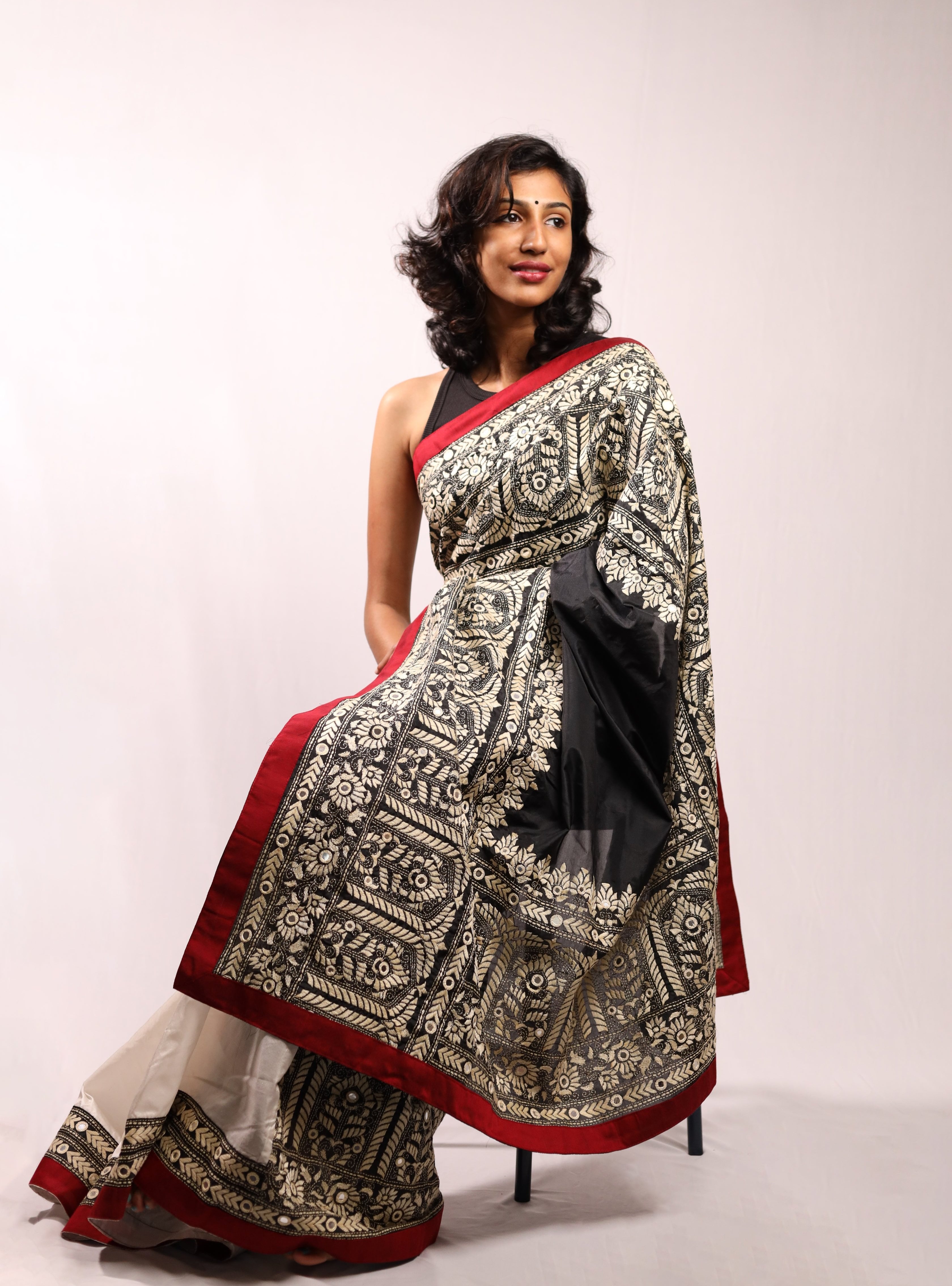 Aina Kantha in Handwoven Pure Silk