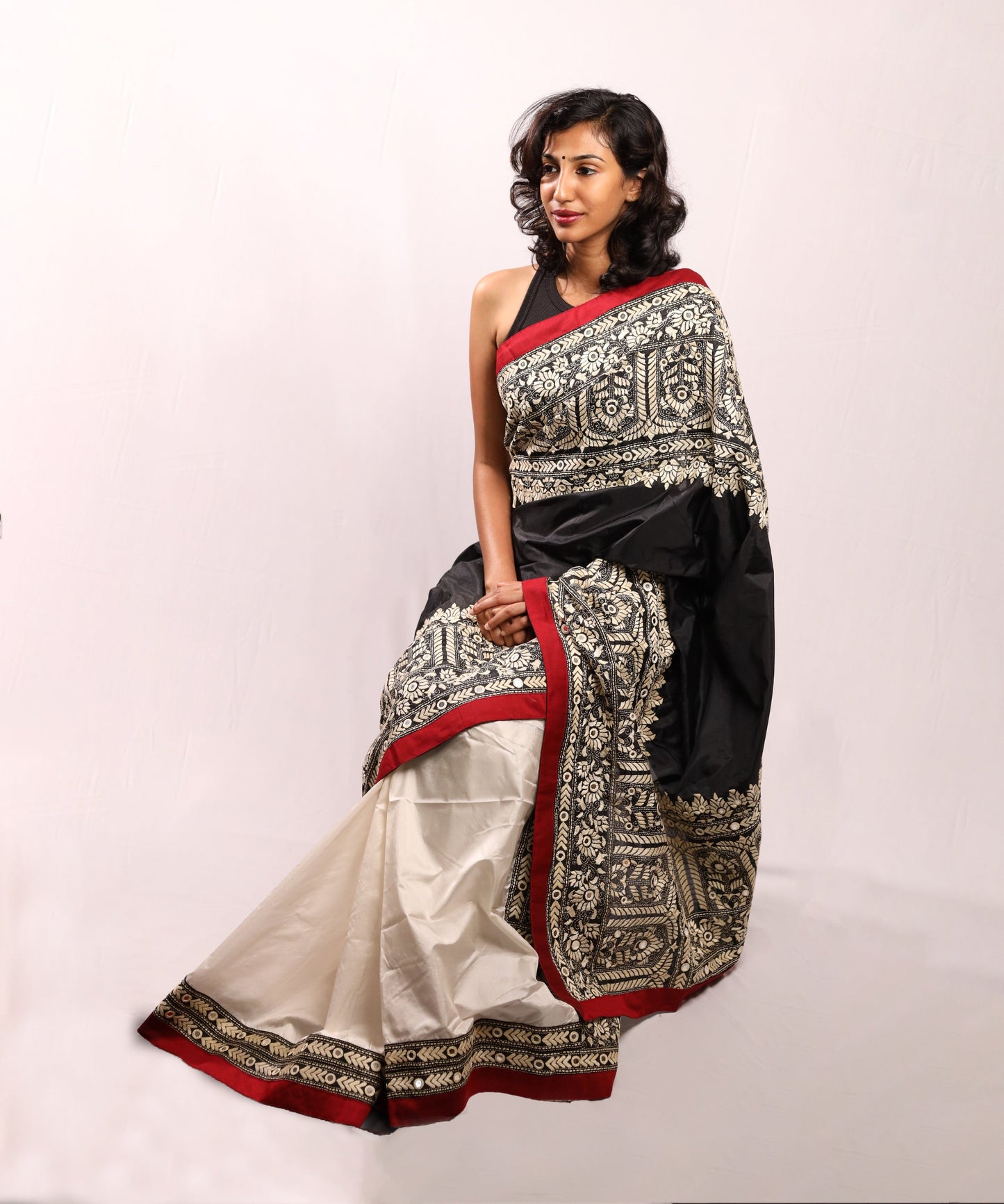 Aina Kantha in Handwoven Pure Silk