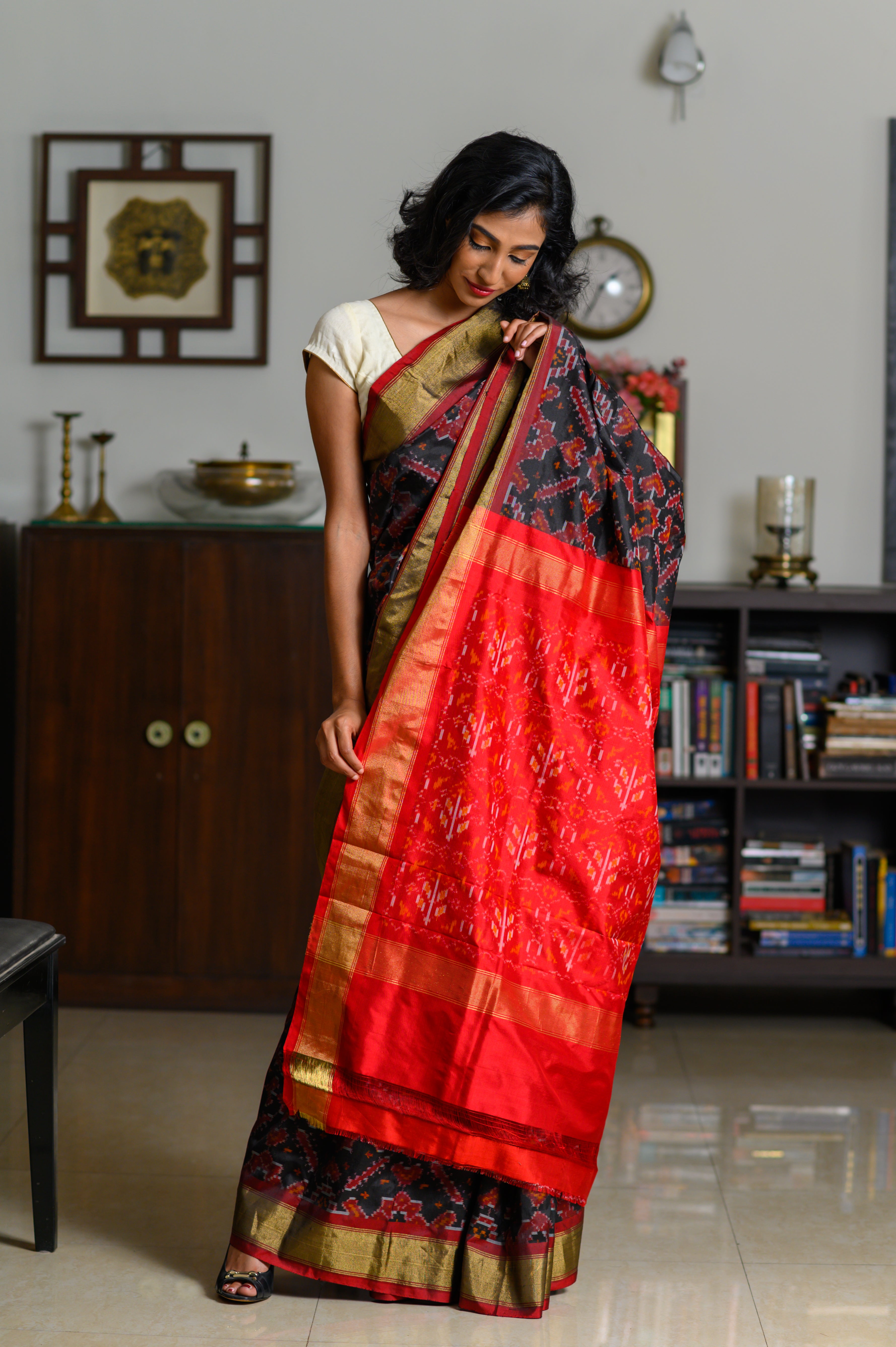 Cherry Noir Handwoven Single Ikkat Silk