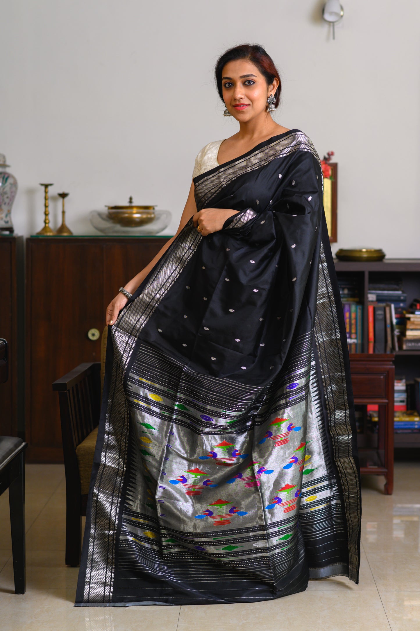 Ebony & Silver Handwoven Pure Silk Paithani